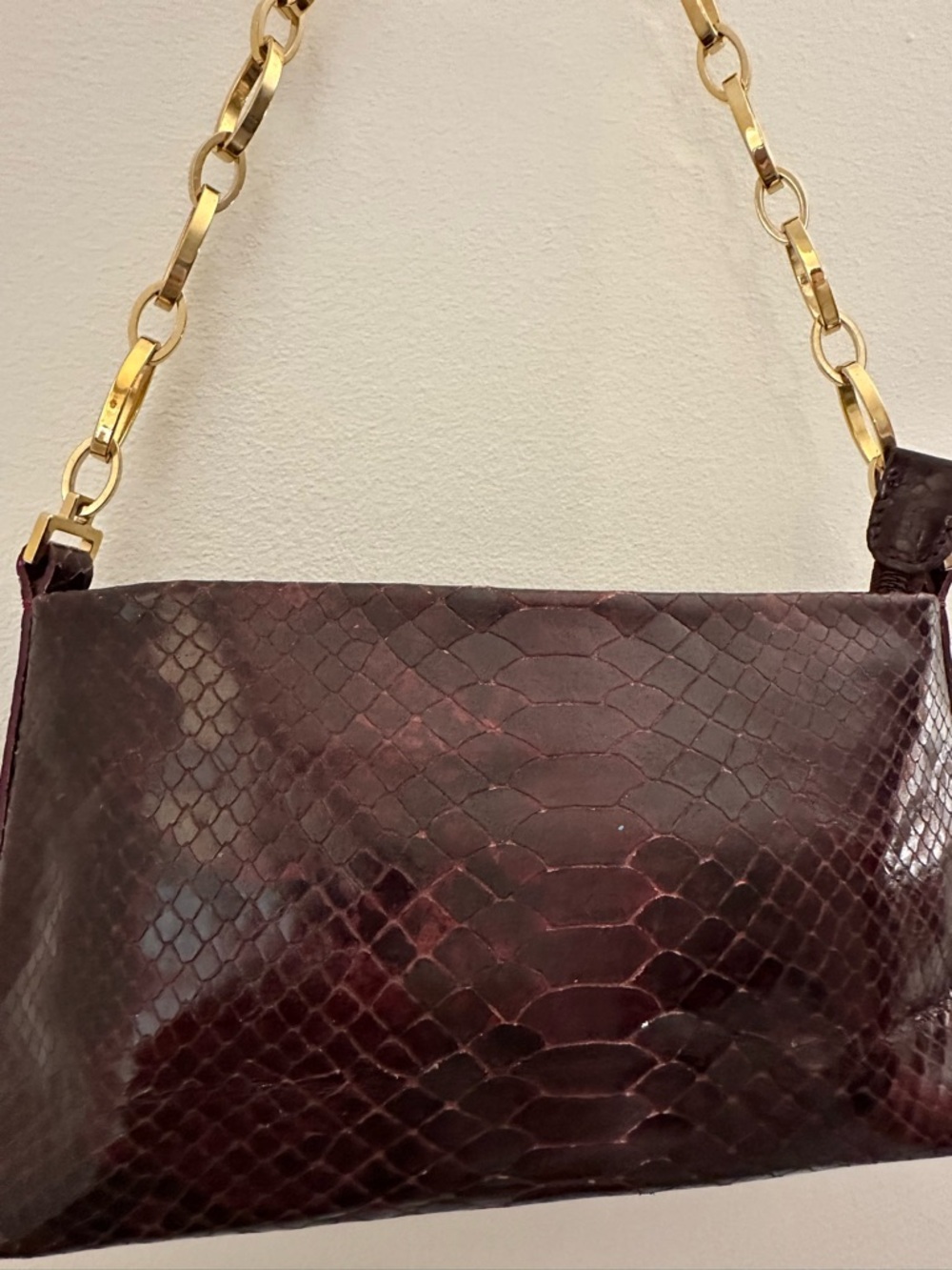 Francesco Biasia Burgundy Snakeskin Embossed Leather Shoulder Bag Gold Chain Str